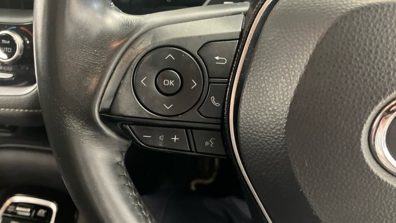 Toyota Corolla 2.0 VVT-i Hybrid Design 5dr CVT Hybrid Hatchback